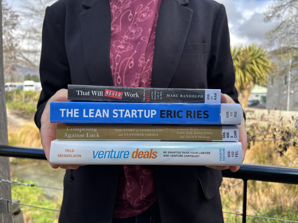 Startup Queenstown Lakes partnership with Queenstown Lakes Libraries