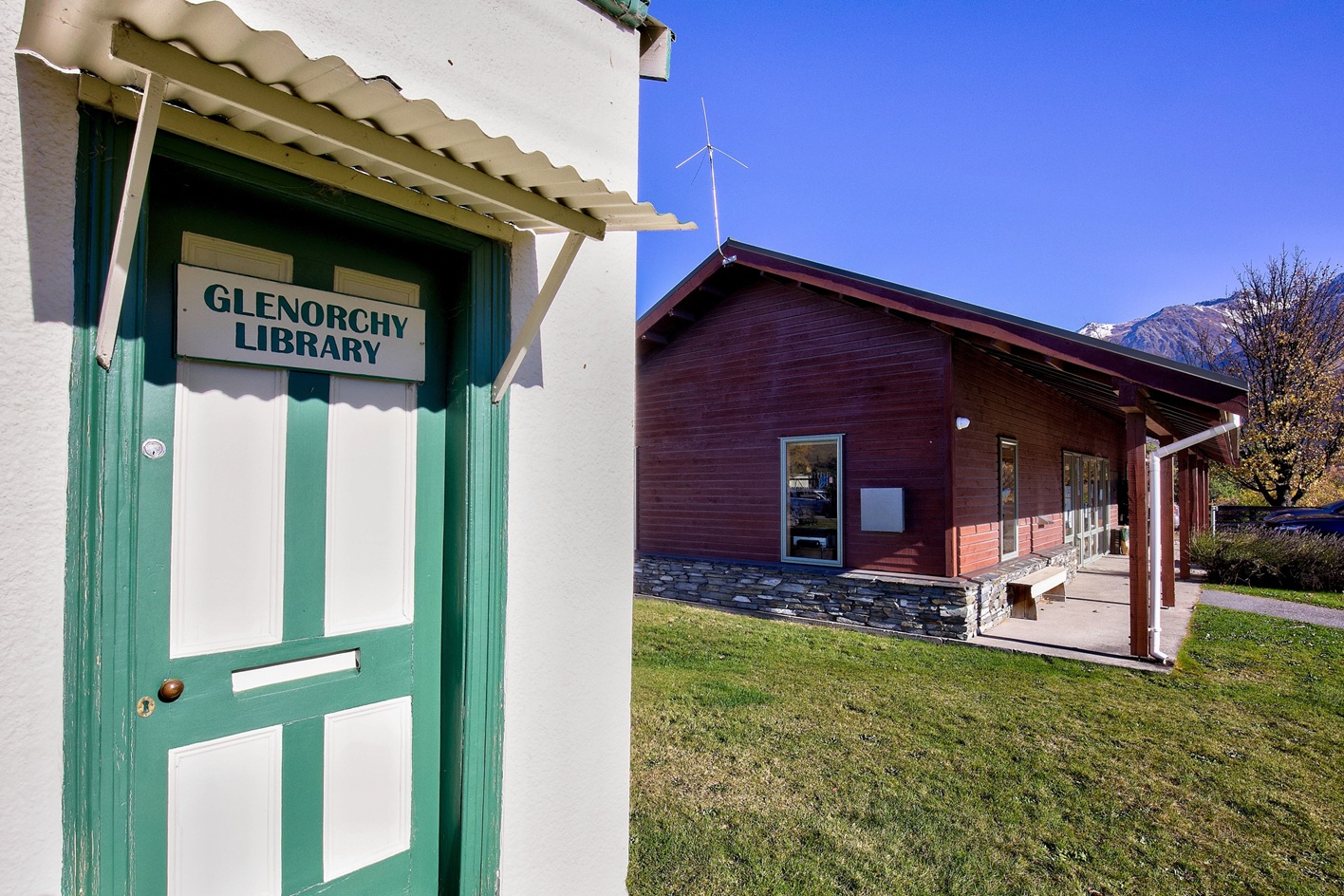 Glenorchy Library from the outside of the building